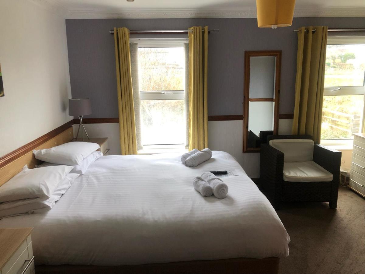 Boathouse Hotel 홀리헤드 외부 사진